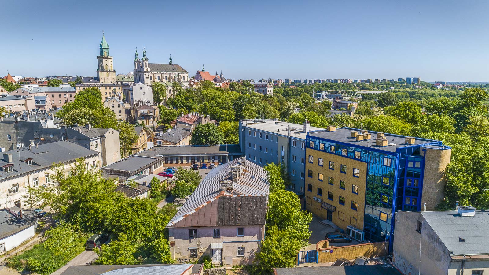 Zdjęcia centrów logistycznych z drona Radomsko – nowoczesna fotografia biznesowa