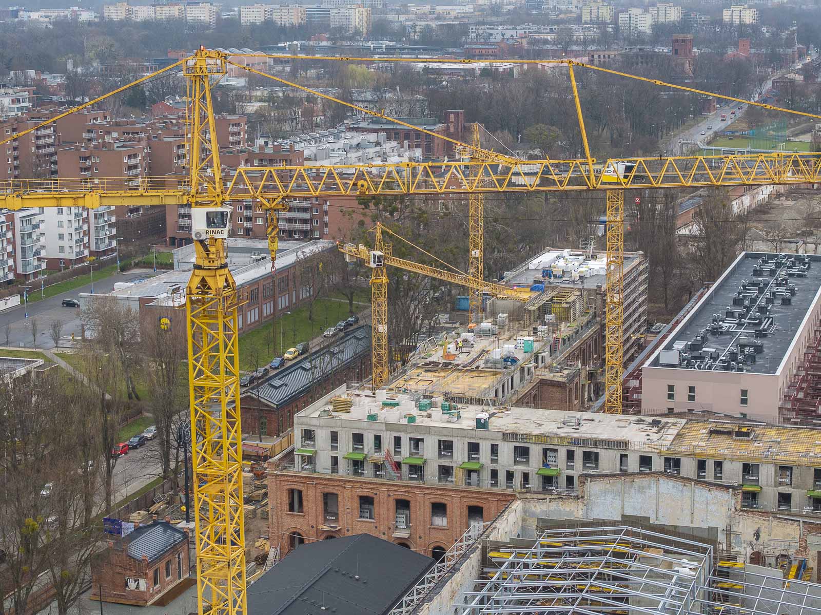 Inspekcja instalacji fotowoltaicznej dronem Radomsko – wykrywanie uszkodzeń paneli