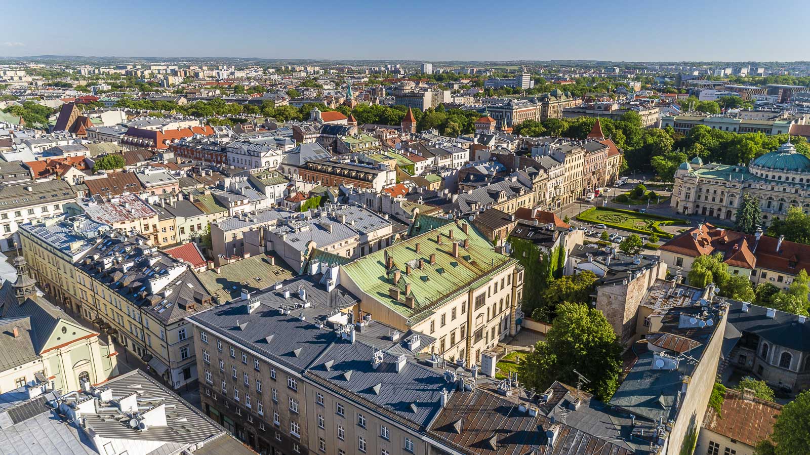 Inspekcja dachów Skierniewice dron – szybka ocena stanu technicznego