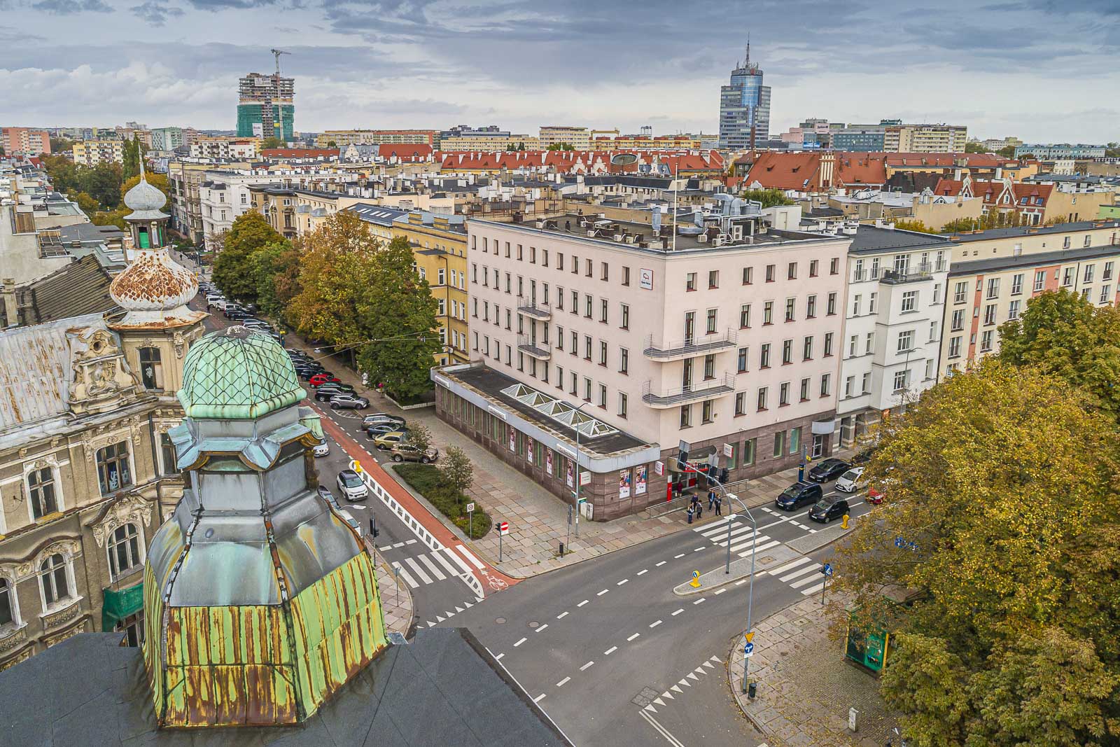 Zdjęcia magazynów i centrów logistycznych dronem Kutno – profesjonalna fotografia biznesowa
